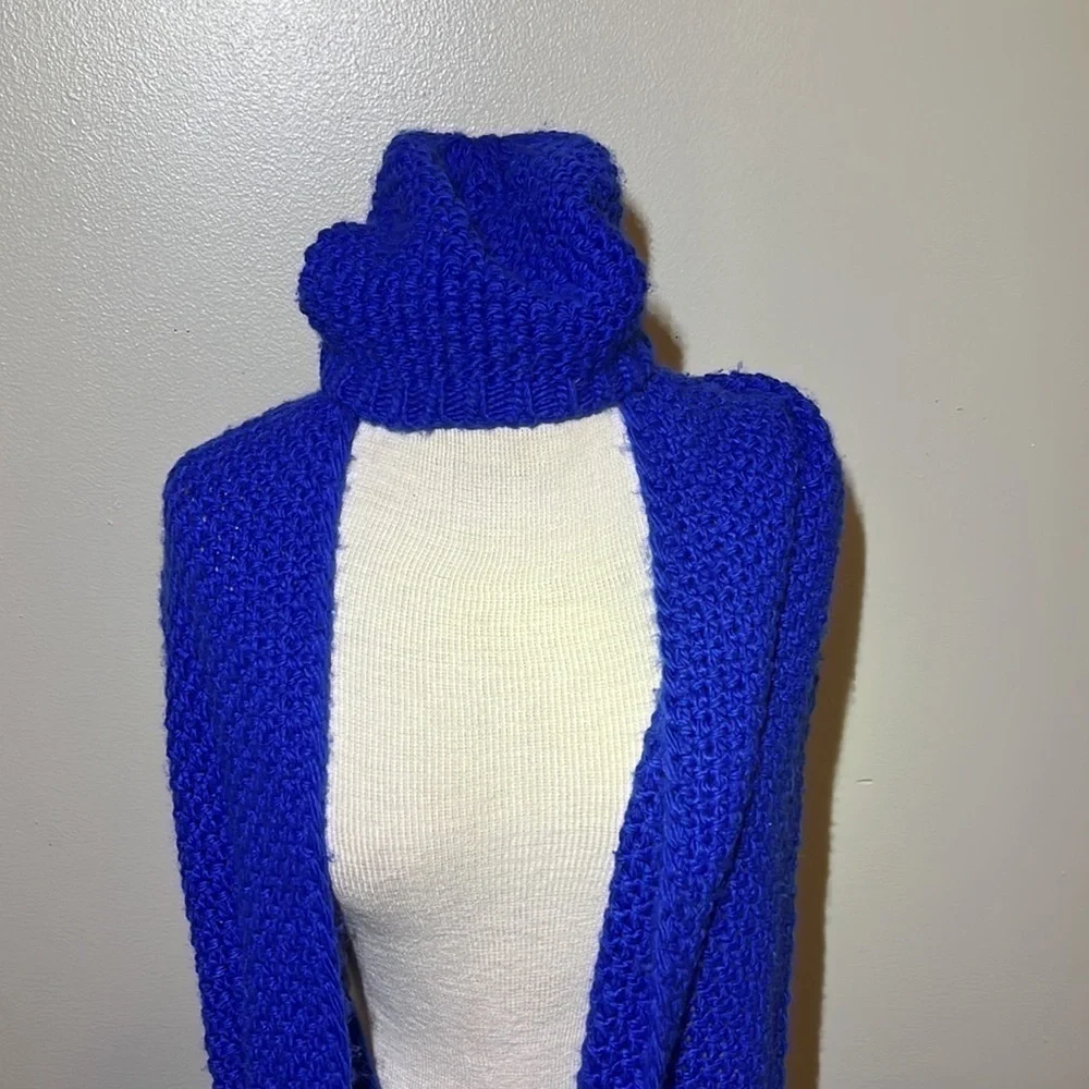 Old Navy Knitted Infinity Scarf and Toboggan, Royal Blue, One Size